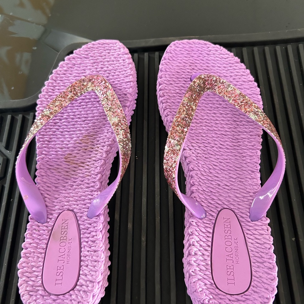 Flip flop sale. Going fast !!! IISE Jacobsen Hornbak flip flops sz 8 9 & 10 - Picture 7 of 8
